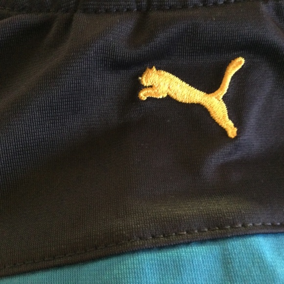 💥4/$25  Puma jacket for baby, size  6 months - Picture 3 of 5